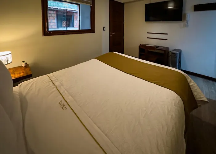 La De Francisca Hotel 4*