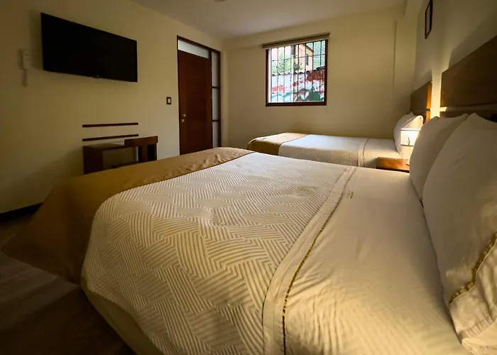La De Francisca Hotel 4*